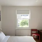 Beautiful 3 Bedroom In Апартаменты *