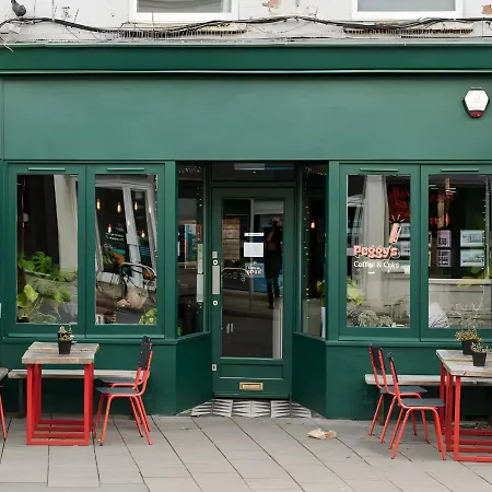 Beautiful 3 Bedroom In Apartamento