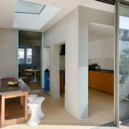 Beautiful 3 Bedroom In 아파트